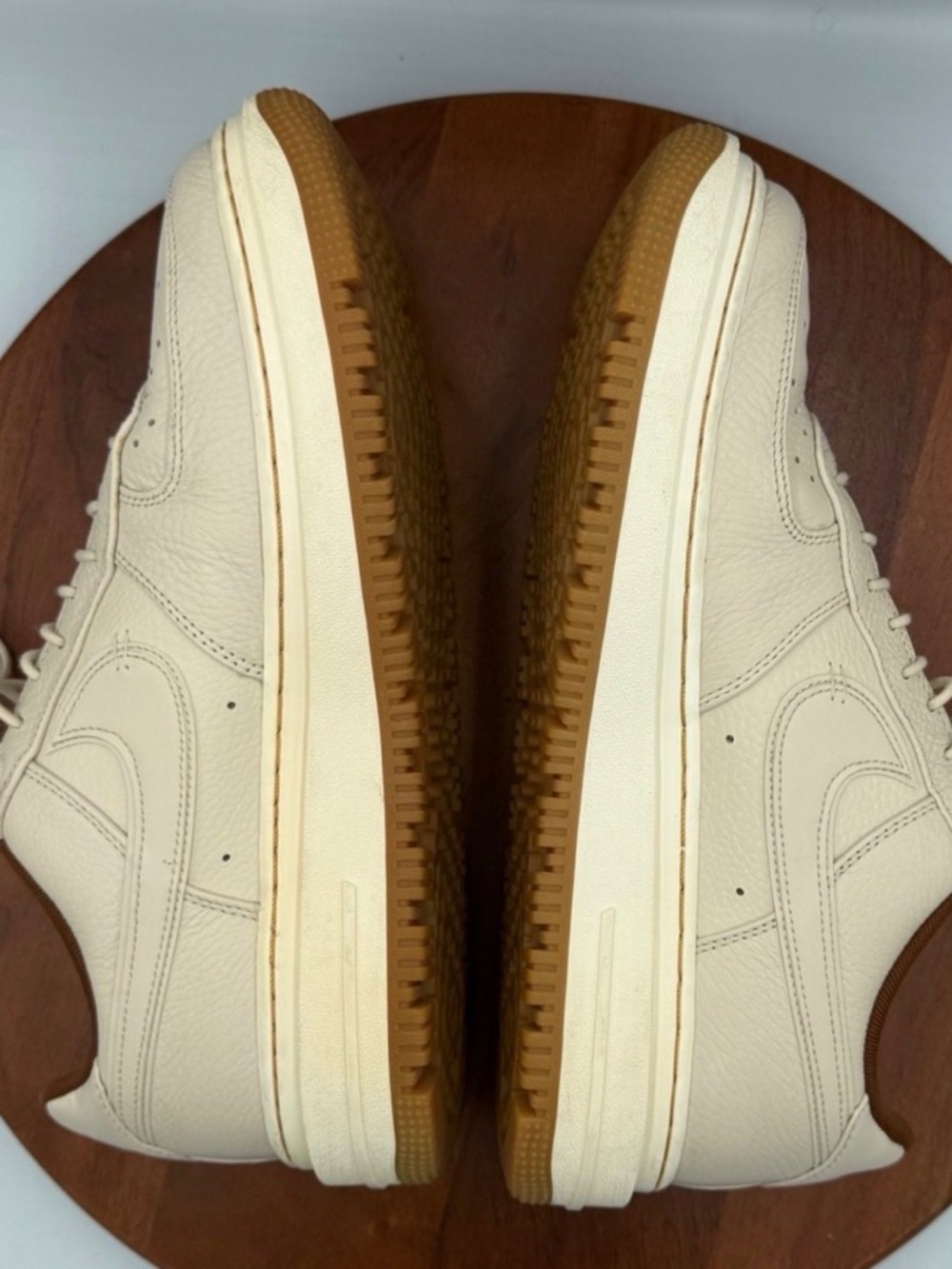 Nike Men’s Air Force 1 Luxe Pecan Pearl White Gum Men’s size 13 - Picture 6 of 9